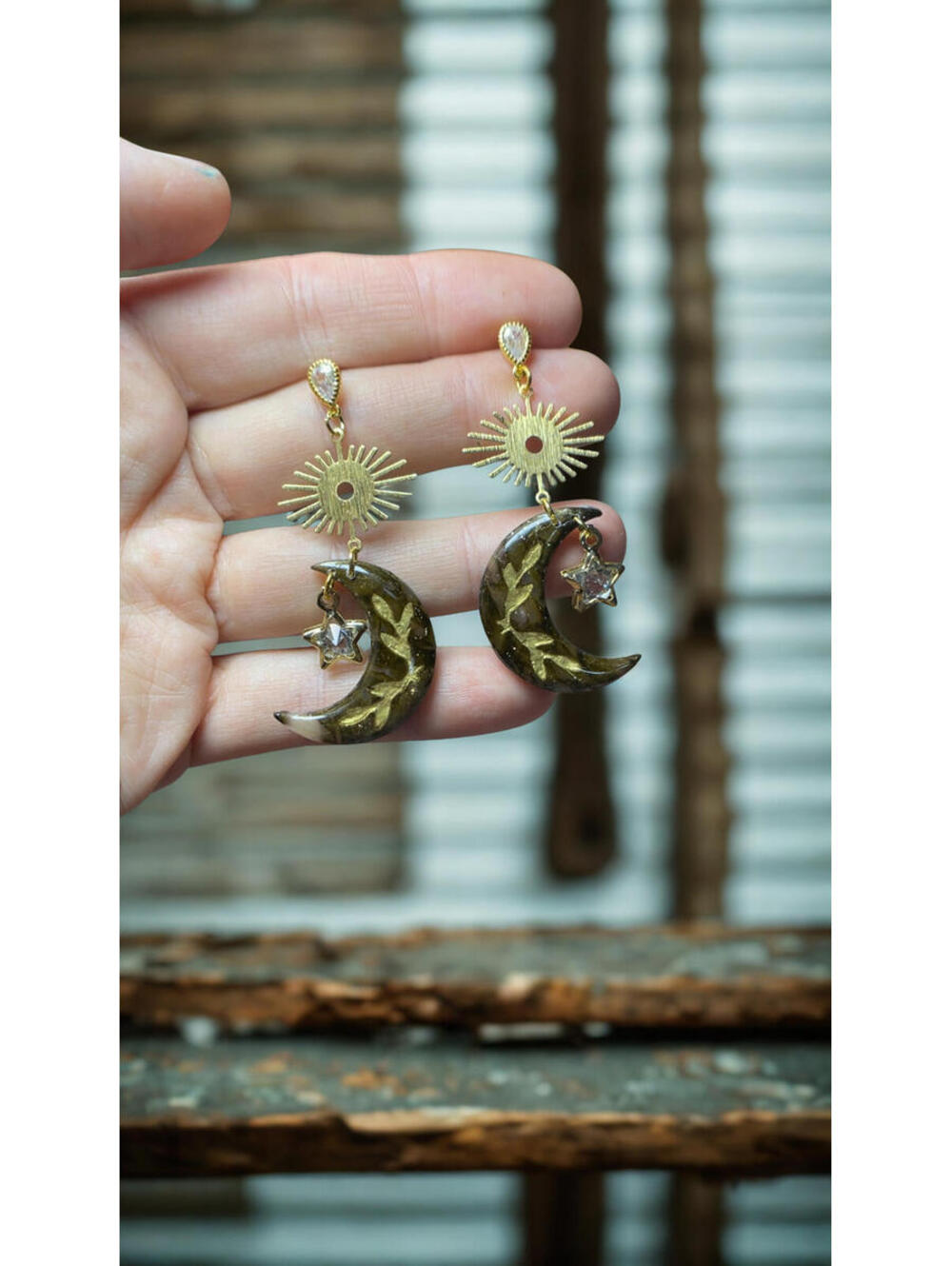 The Nattmåne II Dangle Earrings